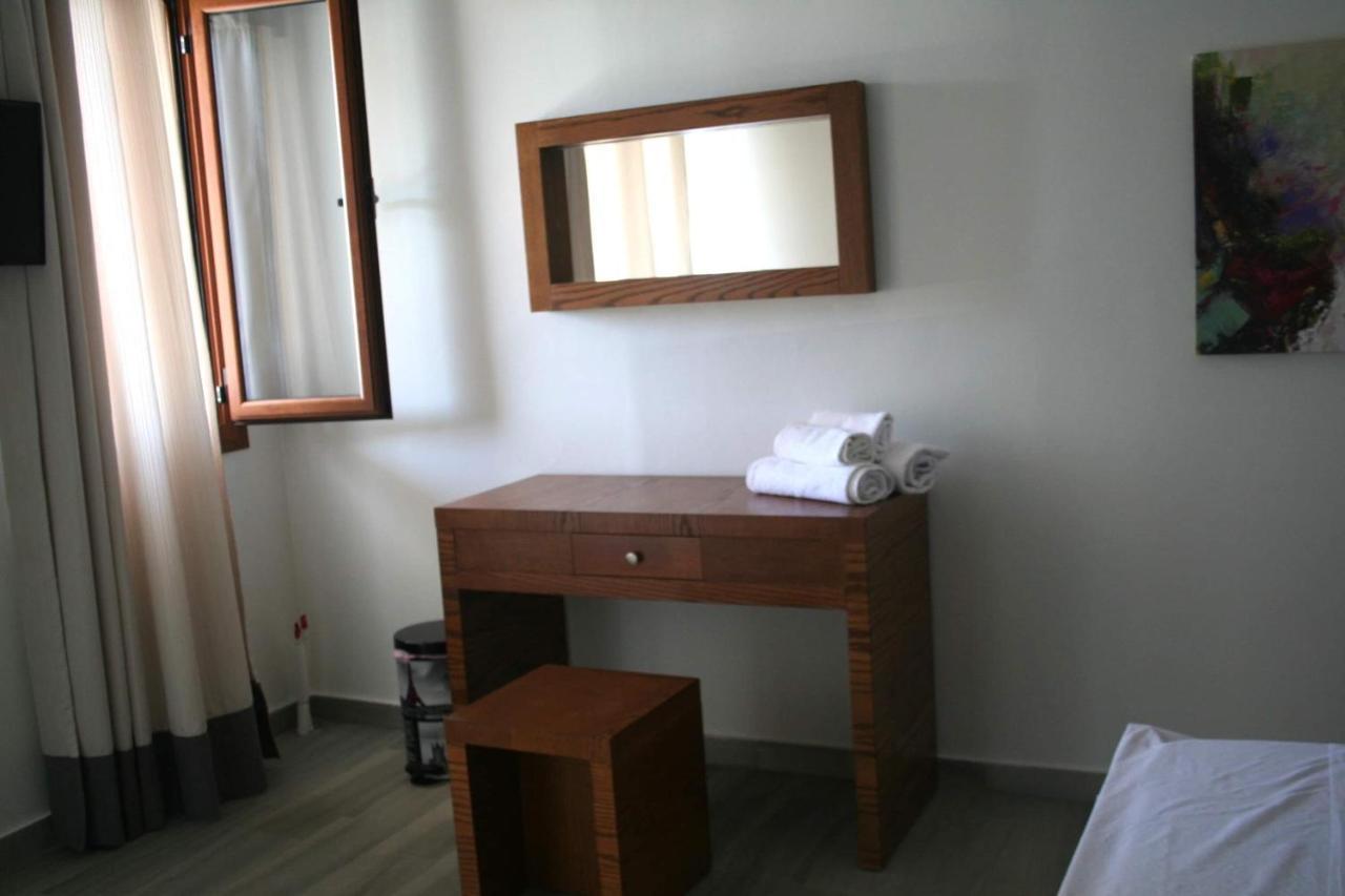 Spyridoula'S Guest House Himara Kültér fotó