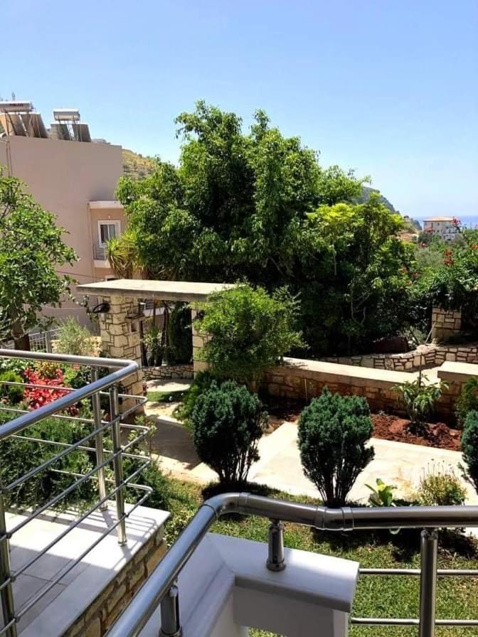 Spyridoula'S Guest House Himara Kültér fotó